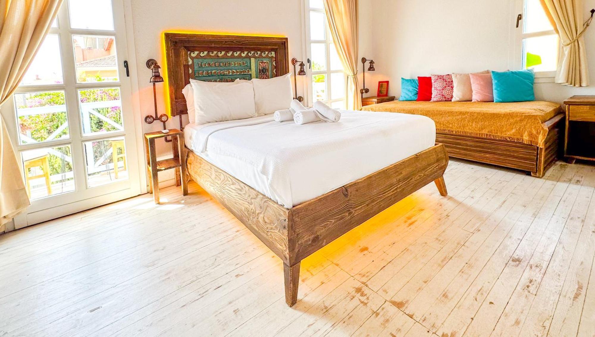 Banana Alacati Food & Stay - Adults Only 外观 照片