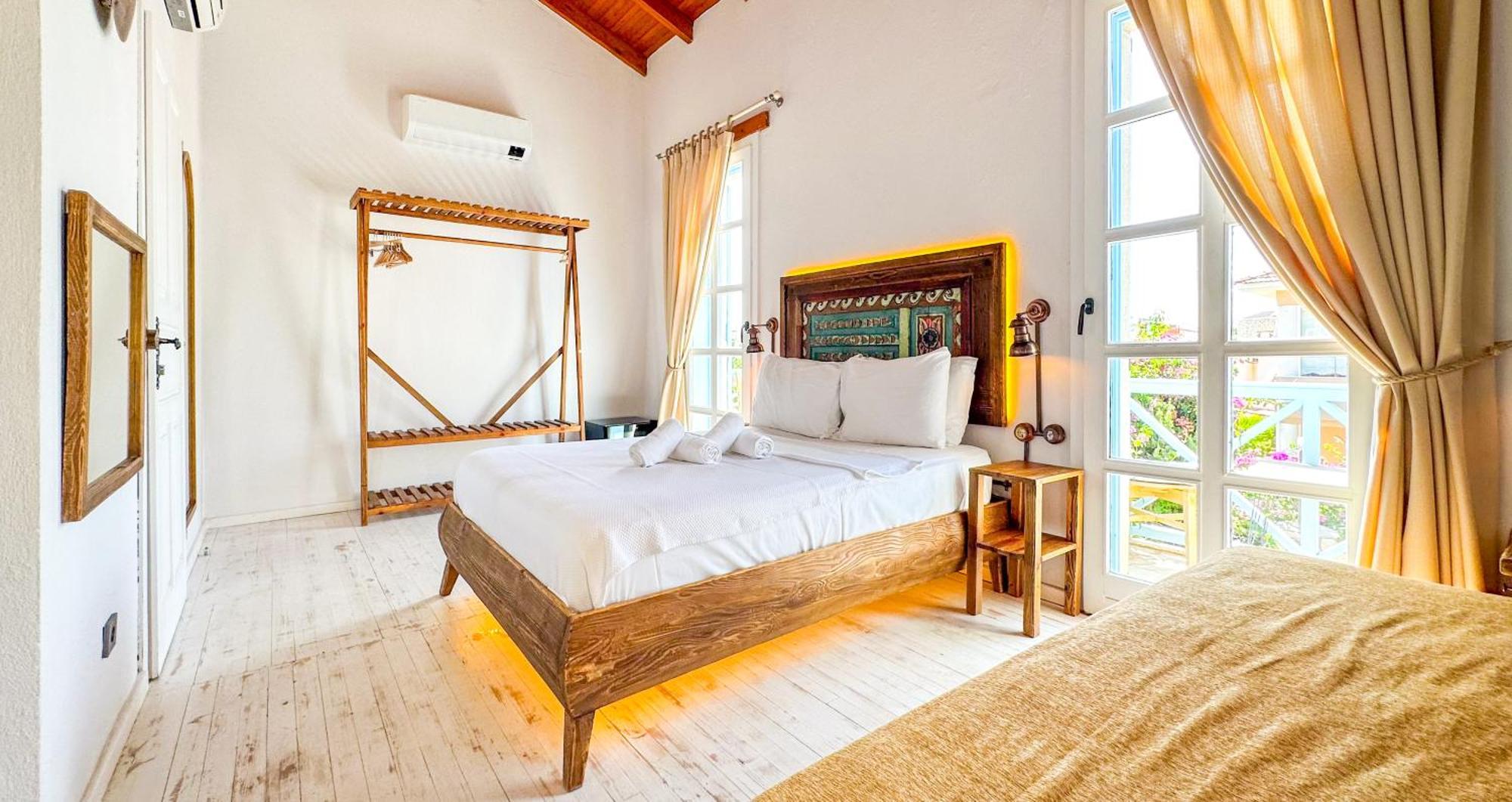 Banana Alacati Food & Stay - Adults Only 外观 照片