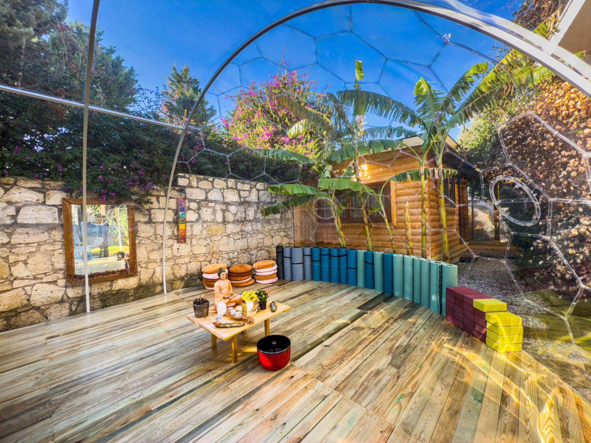Banana Alacati Food & Stay - Adults Only 外观 照片