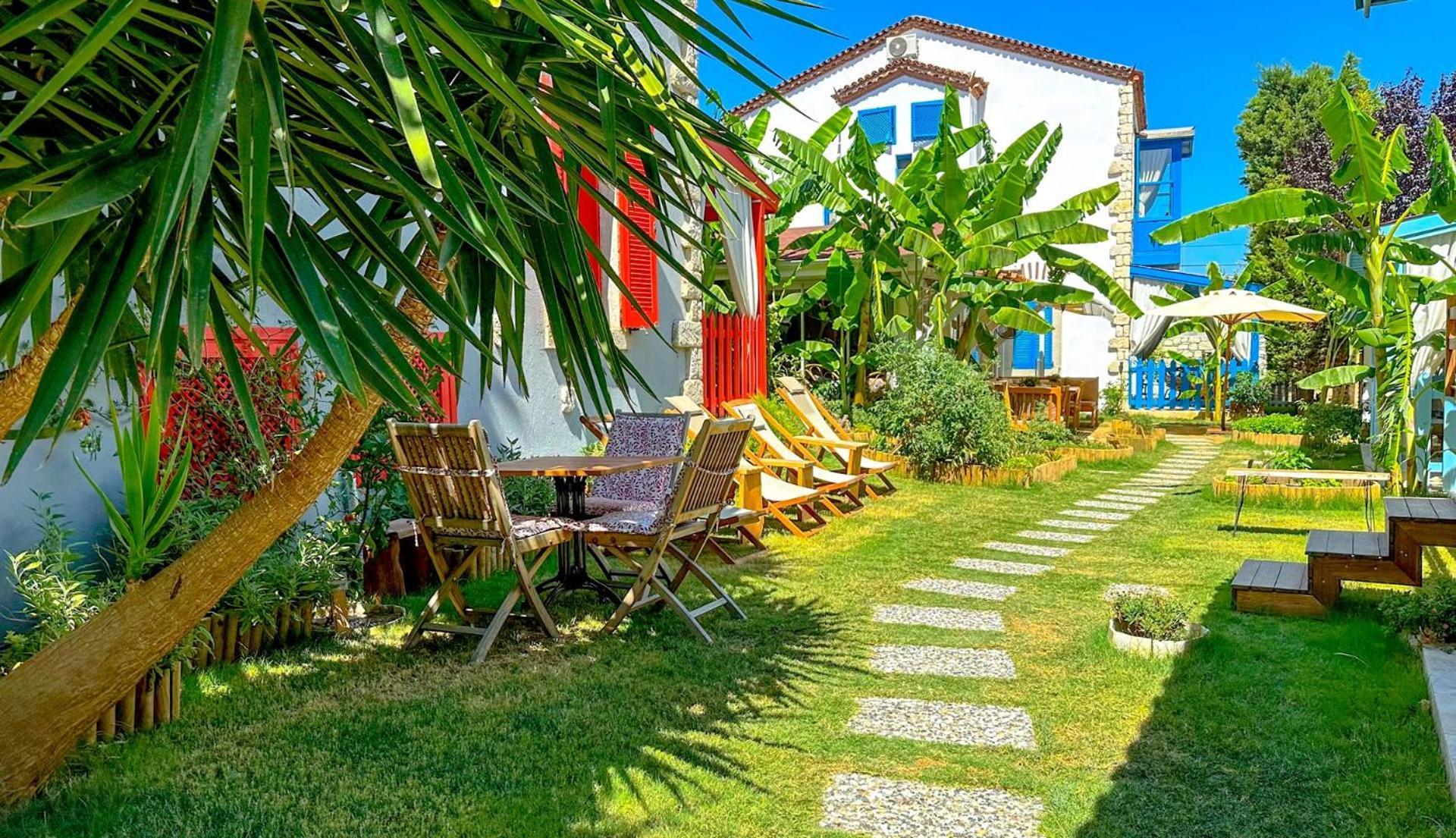 Banana Alacati Food & Stay - Adults Only 外观 照片